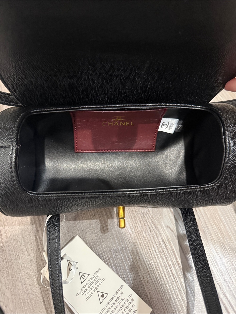 Purse - Picture 5 of 6
